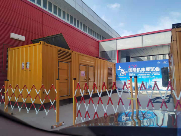 文登发电车出租-发电机无电压或电压太低怎么办？