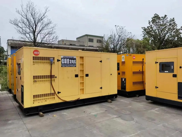 文登干式空气滤清器和湿式空气滤清器有什么区别？