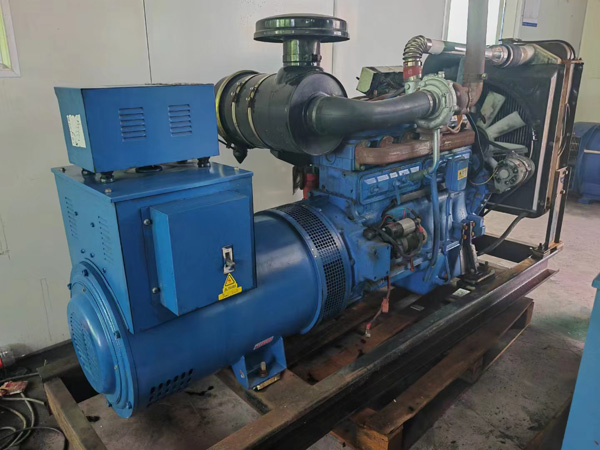 文登100kW柴油发电机组使用多级机油有哪些优缺点？